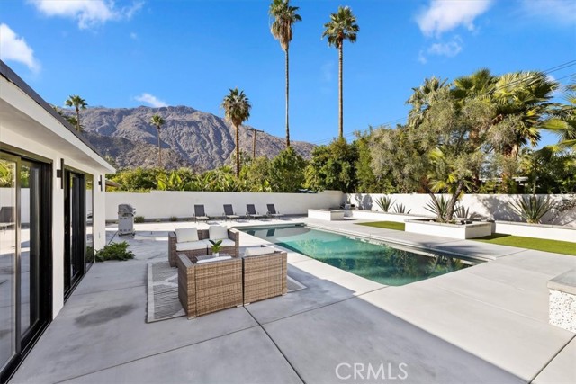 218 East Ocotillo, Palm Springs, CA 92264 | Slideshow Image #7