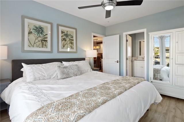 Detail Gallery Image 12 of 44 For 1113 W Balboa Bld, Newport Beach,  CA 92661 - 3 Beds | 2 Baths