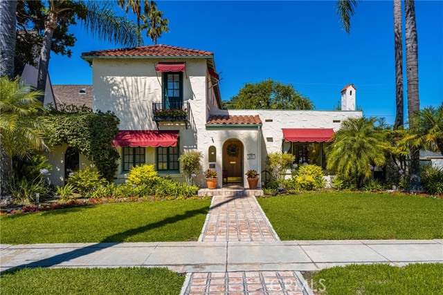 Detail Gallery Image 1 of 65 For 521 N Clementine St, Anaheim,  CA 92805 - 3 Beds | 3 Baths
