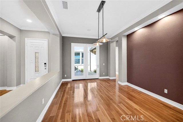 Detail Gallery Image 7 of 54 For 7837 Lady Banks Loop, Corona,  CA 92883 - 5 Beds | 3/1 Baths