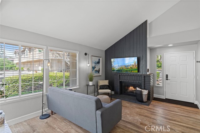 Detail Gallery Image 5 of 31 For 26481 Olivewood, Lake Forest,  CA 92630 - 3 Beds | 2 Baths