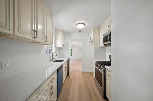 13358 Blythe Street, North Hollywood CA: https://media.crmls.org/medias/8e517f6e-045f-4051-9e72-8d1749deebae.jpg