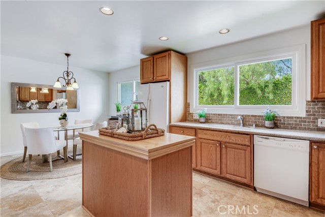 Kitchen with eating area