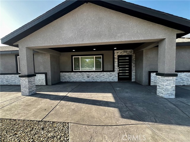 10165 E Avenue S10, Littlerock CA: https://media.crmls.org/medias/8e521abb-0afb-4ad6-9bc9-08c57cbe36b7.jpg