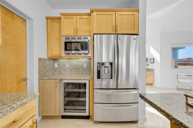 Detail Gallery Image 17 of 37 For 702 10th St, Hermosa Beach,  CA 90254 - 4 Beds | 3/1 Baths