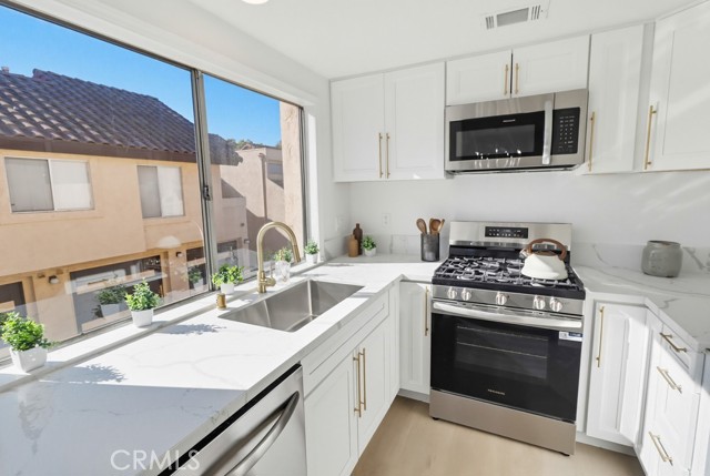 Detail Gallery Image 21 of 46 For 514 Jamacha Rd 4j,  El Cajon,  CA 92019 - 2 Beds | 2 Baths