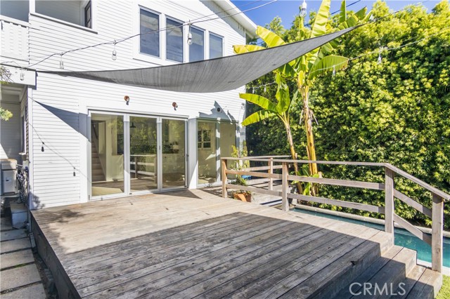 Detail Gallery Image 11 of 38 For 243 Windward, Venice,  CA 90291 - 2 Beds | 2 Baths