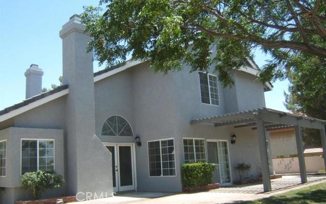 Detail Gallery Image 3 of 31 For 16342 Ridge View Dr, Apple Valley,  CA 92307 - 4 Beds | 2/1 Baths