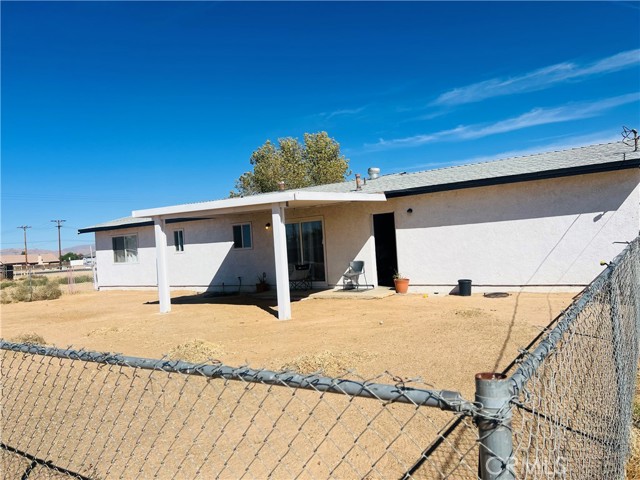 Detail Gallery Image 16 of 21 For 10852 Navajo Rd, Apple Valley,  CA 92308 - 3 Beds | 2 Baths