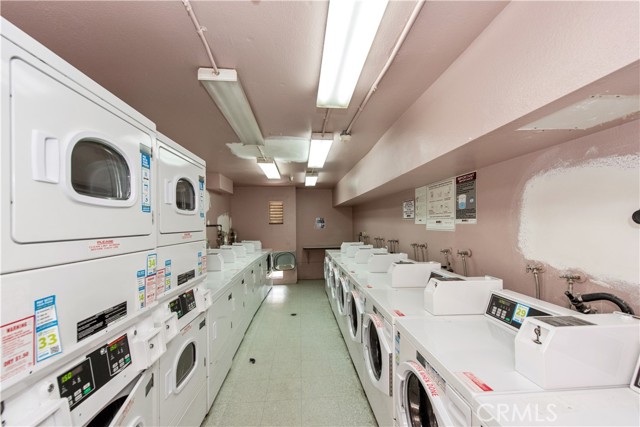 Detail Gallery Image 19 of 21 For 450 E 4th #416,  Santa Ana,  CA 92701 - 2 Beds | 2 Baths