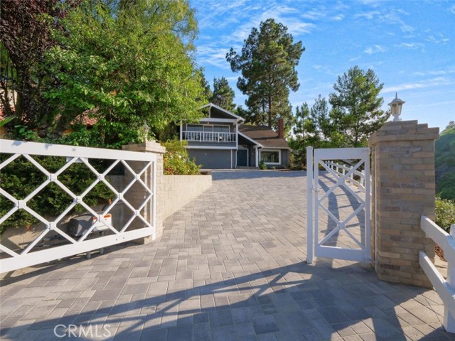 4358 Cartesian Circle, Palos Verdes Peninsula CA: https://media.crmls.org/medias/8e58b23f-f220-41b5-a301-86ae101f353c.jpg