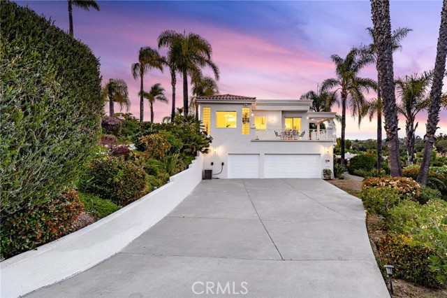 Detail Gallery Image 4 of 43 For 4462 Fallsbrae Rd, Fallbrook,  CA 92028 - 4 Beds | 3/1 Baths