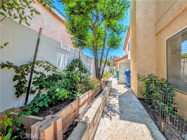 7754 Fox Tail Court, Highland CA: https://media.crmls.org/medias/8e59d4fd-2165-40dd-a83b-c875d8c66fa7.jpg