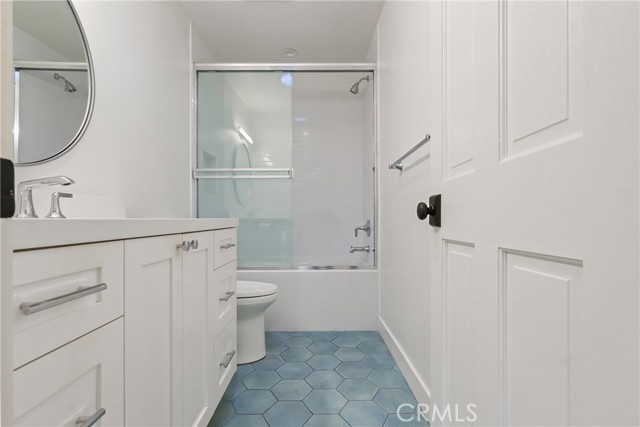 Detail Gallery Image 18 of 22 For 1 Malaga, Manhattan Beach,  CA 90266 - 2 Beds | 2 Baths