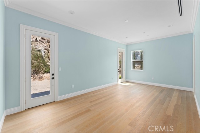 Detail Gallery Image 31 of 74 For 17190 Small Canyon Ln, Riverside,  CA 92506 - 6 Beds | 6/1 Baths