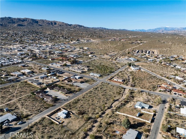 Detail Gallery Image 13 of 23 For 61954 Plaza Rd, Joshua Tree,  CA 92252 - – Beds | – Baths