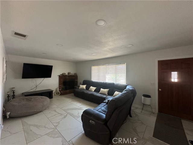 Detail Gallery Image 27 of 31 For 19261 Santa Rosa Mine Rd, Perris,  CA 92570 - 4 Beds | 3 Baths