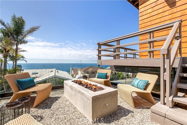 Detail Gallery Image 9 of 42 For 1944 Ocean Way, Laguna Beach,  CA 92651 - 3 Beds | 3/1 Baths