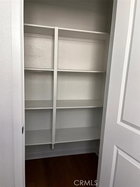 Detail Gallery Image 4 of 27 For 2557 E Lincoln Paseo, Ontario,  CA 91762 - 4 Beds | 4 Baths