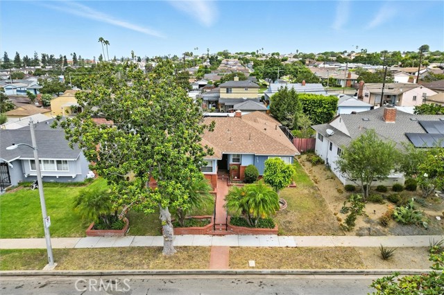 2709 W 109th Street, Inglewood CA: https://media.crmls.org/medias/8e5d2392-38cb-4ec3-950b-e2734f4f8669.jpg