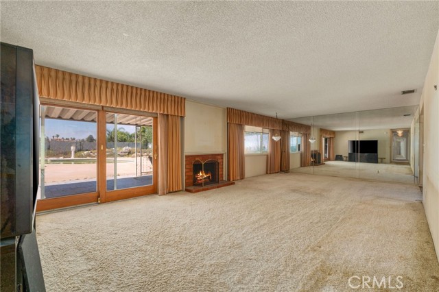 Detail Gallery Image 20 of 43 For 7635 Lakeside Dr, Jurupa Valley,  CA 92509 - 4 Beds | 2/1 Baths