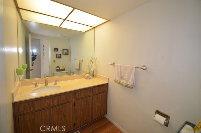 Downstairs half bathroom