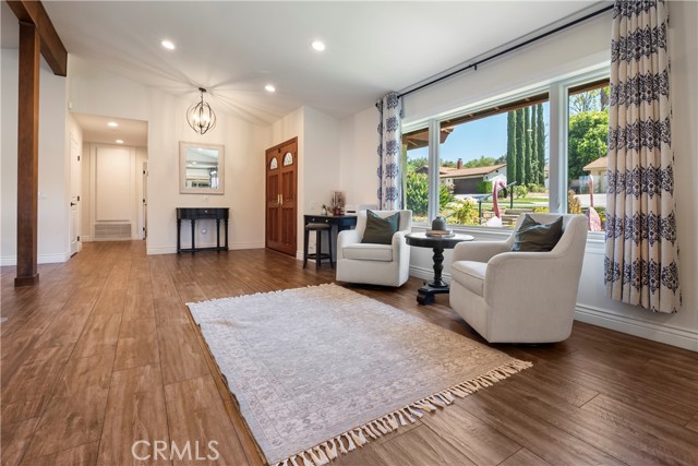 Detail Gallery Image 8 of 42 For 1330 Candela St, Redlands,  CA 92373 - 3 Beds | 2 Baths