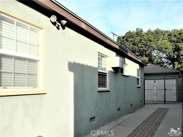 3014 Chestnut Avenue, Long Beach, California 90806, 2 Bedrooms Bedrooms, ,1 BathroomBathrooms,Single Family Residence,For Sale,Chestnut,218035816DA