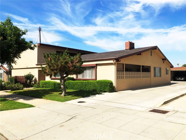 809 S Sierra Vista Avenue Alhambra, California 13-Unit apartment complex located in the neighborhood of Alhambra Acres, Alhambra, CA. Zoned R3 with approx. 18,000 sqft lot. Sale includes 2 buildings with approximately 9,846 of rentable living area. Unit mix: 6 - 1bed/1bath; 6 - 2bed/1bath; 1 - House 3bed/2bath; 14 parking spaces. There is an opportunity to earn additional income through a laundry facility. Location is within walking distance to Valley Blvd, Martha Baldwin Elementary, Alhambra Golf Course, and Almansor Park. Public transit available on Garfield Ave and Valley Blvd. Drive-by only.