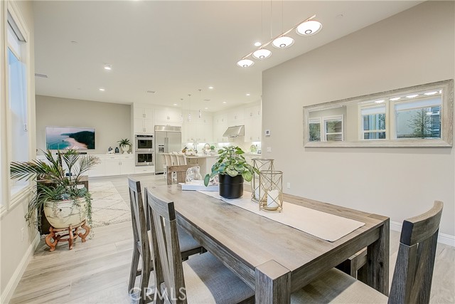 8e5e3f33 Cc7d 46e8 9a09 80affefd5766