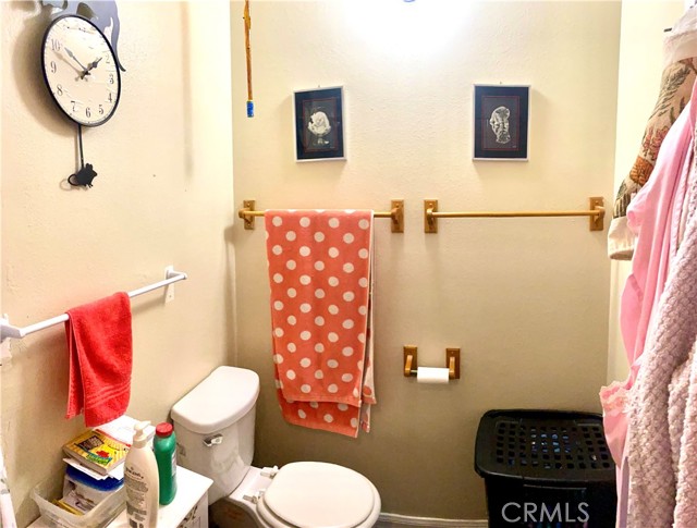 526 W Avenue J5, Lancaster CA: https://media.crmls.org/medias/8e5e5648-3b9e-4e0d-9cba-da0e3d2d1828.jpg