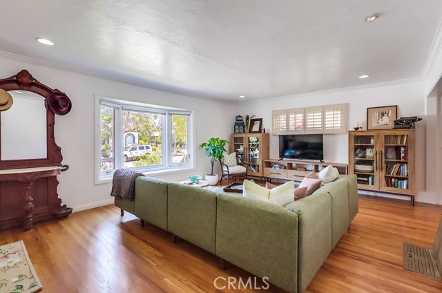 Image 4 of 49 For 3590 Myrtle Avenue