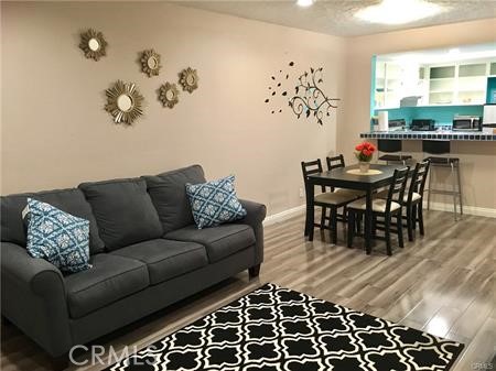 278 N Wilshire Avenue, Anaheim CA: https://media.crmls.org/medias/8e60b136-fd6d-4da0-9f71-04bddec79cc5.jpg