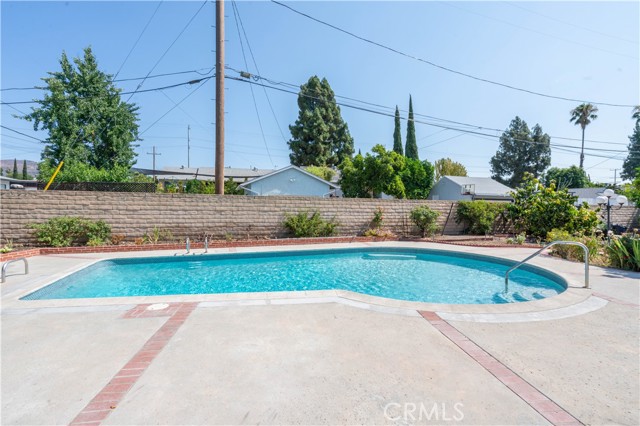 Detail Gallery Image 26 of 34 For 11043 Babbitt Ave, Granada Hills,  CA 91344 - 3 Beds | 2 Baths