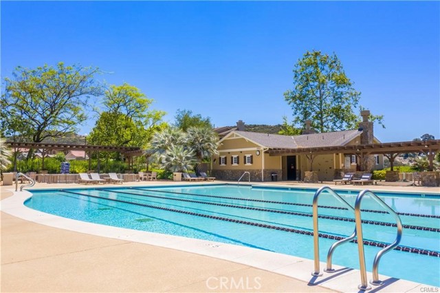 27720 Elderberry Street, Murrieta CA: https://media.crmls.org/medias/8e613dac-73b9-41db-8485-6591b4a60716.jpg