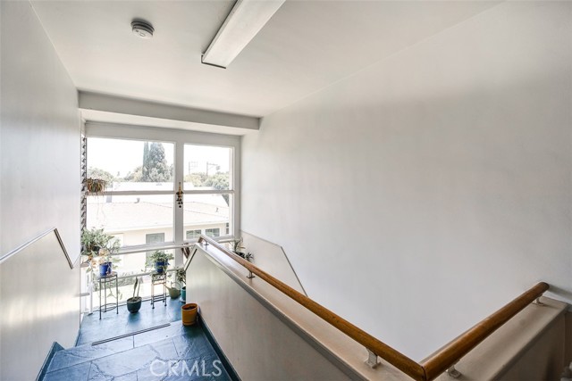 1513 1517 HUNTINGTON Drive, South Pasadena CA: https://media.crmls.org/medias/8e617455-473b-4182-8603-0f128c883a59.jpg