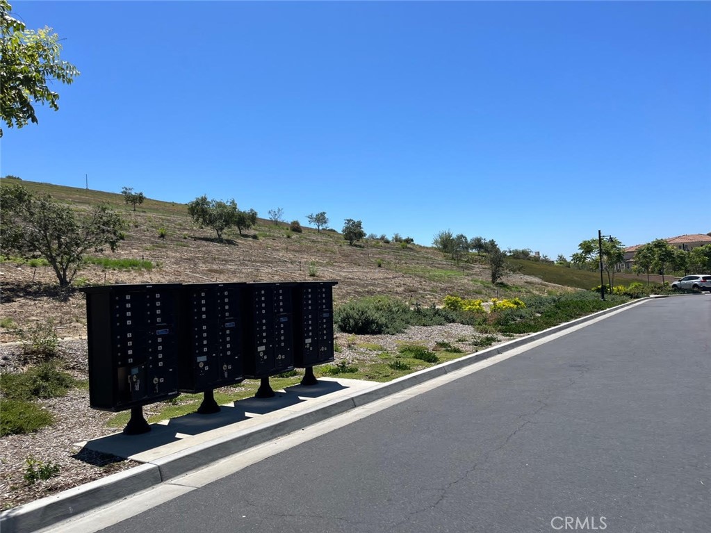 MLS #OC25251844 image #16