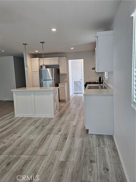 Detail Gallery Image 7 of 15 For 1560 Massachussetts Ave #94,  Riverside,  CA 92570 - 3 Beds | 2 Baths