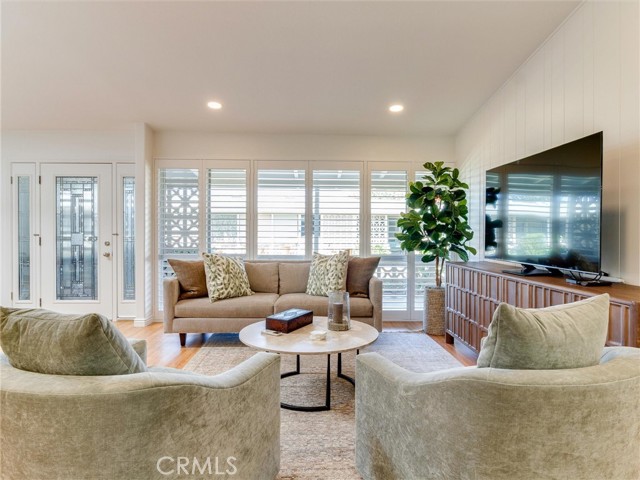 Detail Gallery Image 9 of 29 For 13170 Southport #168-C,  Seal Beach,  CA 90740 - 2 Beds | 1 Baths
