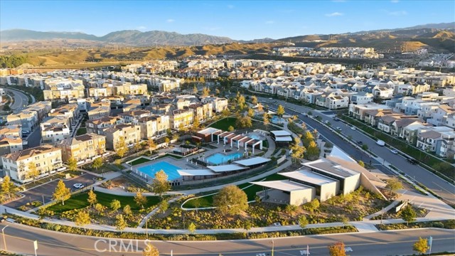 Detail Gallery Image 43 of 55 For 27321 Bear Creek Ln, Valencia,  CA 91381 - 4 Beds | 3/1 Baths