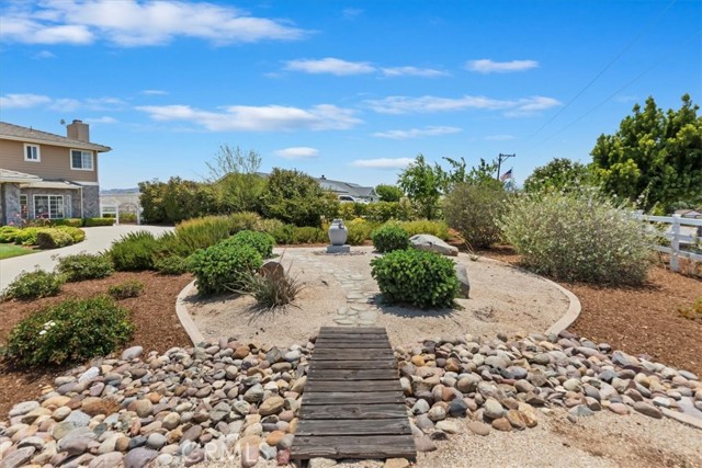 40624 Calle Cancion, Temecula CA: https://media.crmls.org/medias/8e63fc02-7911-441c-bac5-f64211facf3c.jpg