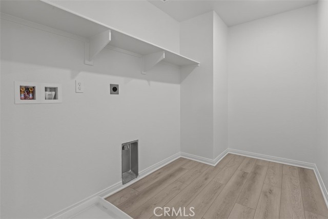 1249 Butterfly Way, Banning CA: https://media.crmls.org/medias/8e641886-ebc3-46e8-a6e1-3e0fb31e299c.jpg