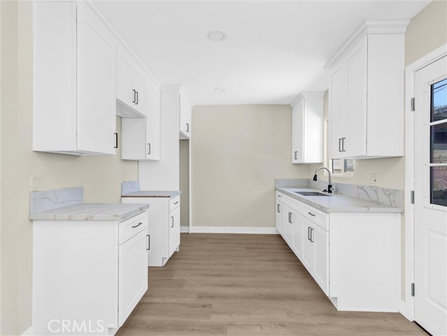 410 S Ford Boulevard, Los Angeles CA: https://media.crmls.org/medias/8e64b690-cae0-4aaa-9095-d76ede9e8d0c.jpg