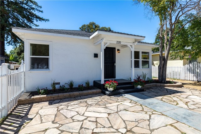 Detail Gallery Image 1 of 62 For 220 16th St, Paso Robles,  CA 93446 - 3 Beds | 2 Baths