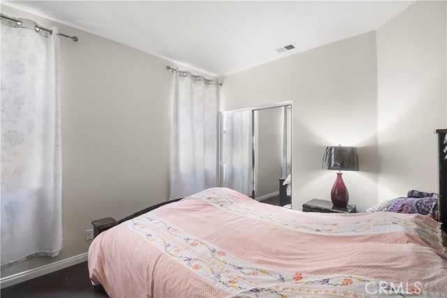 18747 West Place, Artesia CA: https://media.crmls.org/medias/8e652704-30b1-4337-aa65-7710040af291.jpg