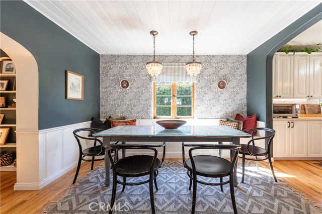 Detail Gallery Image 11 of 44 For 4437 Farmdale, Studio City,  CA 91602 - 3 Beds | 3 Baths