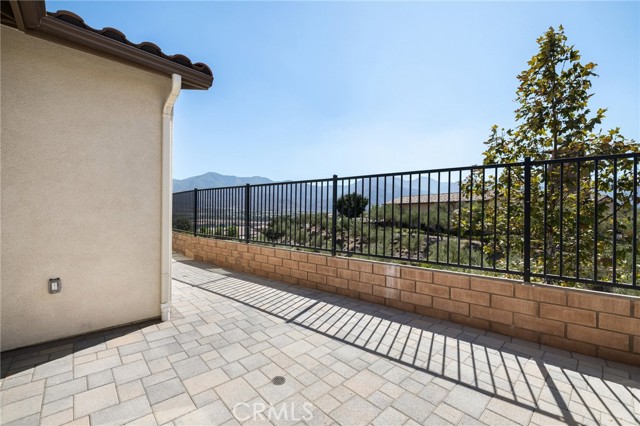 Detail Gallery Image 23 of 32 For 24205 Selwood Dr, Corona,  CA 92883 - 3 Beds | 2 Baths