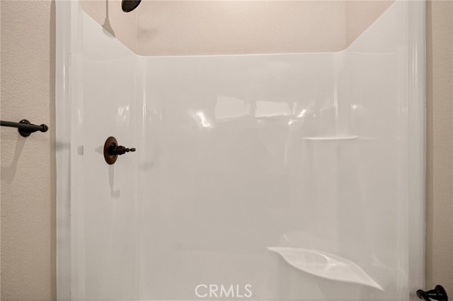 836 Regnier Lane, Paradise CA: https://media.crmls.org/medias/8e664e7c-c5ed-4cb2-8f72-3ff7f115edaa.jpg