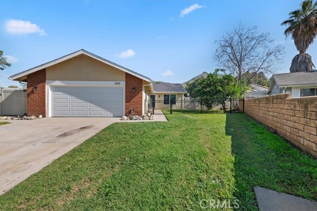 Detail Gallery Image 4 of 33 For 1025 Altura, Riverside,  CA 92507 - 3 Beds | 2 Baths