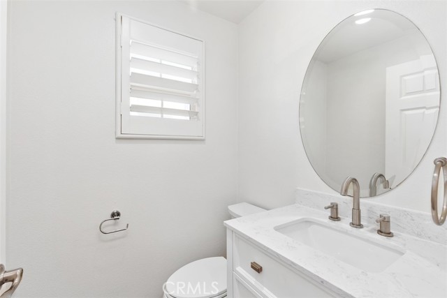 Detail Gallery Image 25 of 32 For 303 Canoe Pond, Costa Mesa,  CA 92627 - 3 Beds | 2/1 Baths